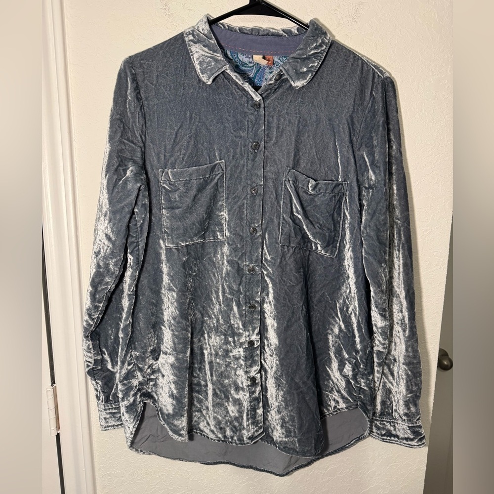 Anthropologie Pilcro Crushed Blue Velvet Femme Buttondown Shirt Dark Size 8